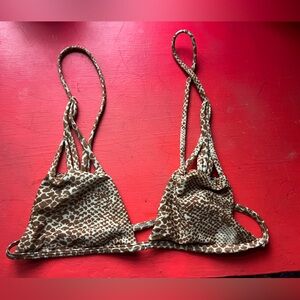 EUC acacia swimwear top